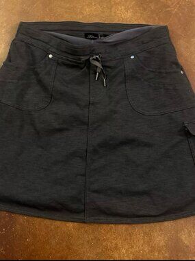 KUHL Mova skort Size Medium